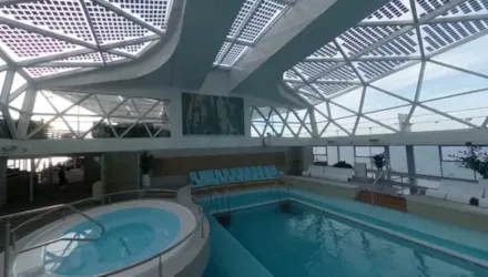 OVERDEKT ZWEMBAD MEIN SCHIFF 7